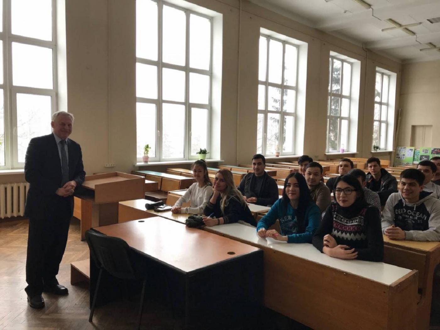 Встреча декана ФТУГ с иностранными студентами